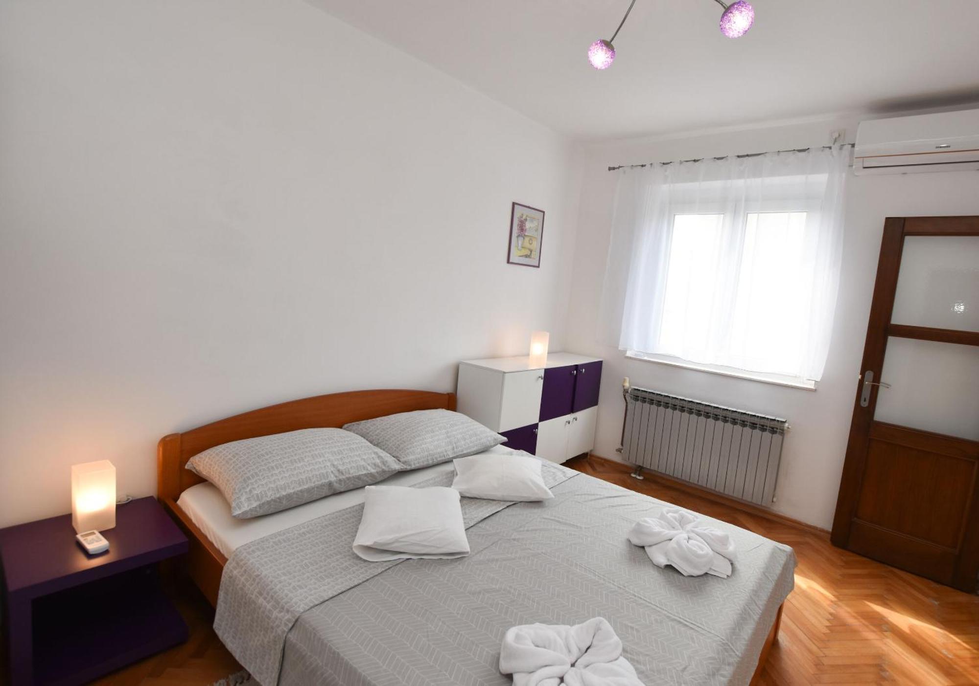 Apartments Dragica Примоштен Экстерьер фото
